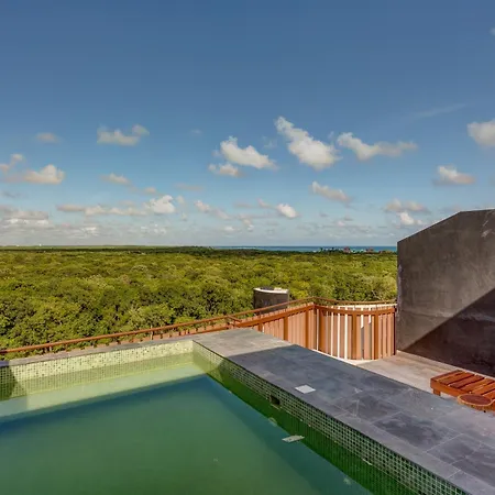 Ocean Views Luxury Community Private Rooftop Pool