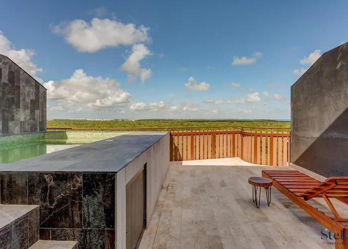 Ocean Views Luxury Community Private Rooftop Pool *