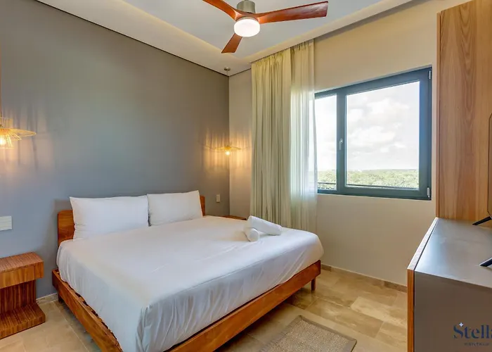 Ocean Views Luxury Community Private Rooftop Pool Holiday home *